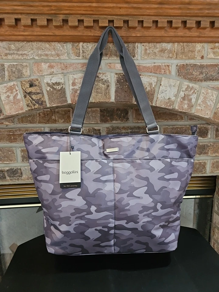 Baggallini Carry-All Travel Tote Bag Gray Camouflage Nylon Water Resistant