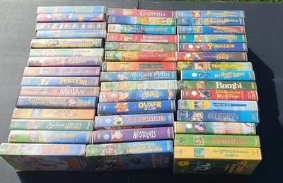 44 STÜCK - WALT DISNEY   - VHS CASSETTEN - Bild 1 von 4