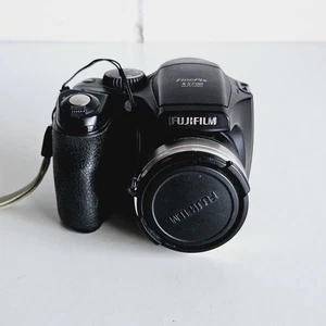 Fujifilm FinePix S5700 7.1MP Digital Camera 10x Zoom Working - Minor Fault Read - Picture 1 of 12