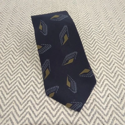Corbata de seda vintage Yves Saint Laurent azul marino con patrón geométrico - EE. UU. Foto 1 de 4
