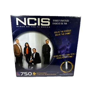 Puzzle misterioso NCIS 750 pezzi 'Pratica bersaglio' nuovo sigillato luce UV - Foto 1 di 6