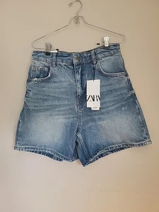 Zara Women’s The 90s Bermuda Denim Shorts Sz 6 New With Tags Distressed 5 Inch  - Picture 1 of 10