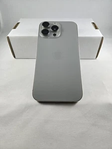 iPhone 16 Pro Max 256gb titanio naturale sbloccato - Foto 1 di 7