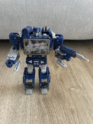 Hasbro Transformers - Soundwave - Siege War for Cybertron Trilogy Voyager Figur - Bild 1 von 4