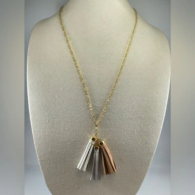 J. Collar de cadena larga colgante con borla de cuero triple tono dorado Boho clásico Foto 1 de 4