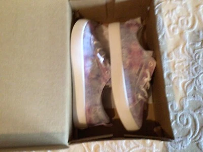 НОВЫЙ KEDS ДЕВОЧЕК ХОЛСТ ТУФЛИ РАЗМЕР 2 - Изображение 1 из 4