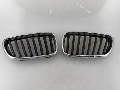 OEM | 2014 - 2020 BMW F22 F23 328i 335i Front Kidney Grille Pair Foto 1 de 4