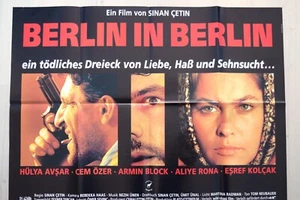 P285 Kinoplakat + Aushangfotos + Pressefotos BERLIN IN BERLIN Hülya Avsar, Cem Ö - Picture 1 of 5