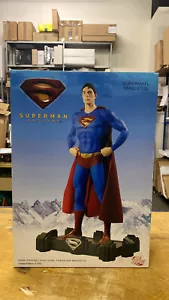DC Superman Returns. Superman Maquette. Edizione Limitata 1076 Di 1750 DC Direct - Bild 1 von 6