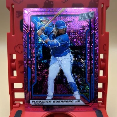 Vladimir Guerrero Jr. 2019 Panini National VIP Party Pink Prizm 3/50 #69 Toronto - Image 1 of 3