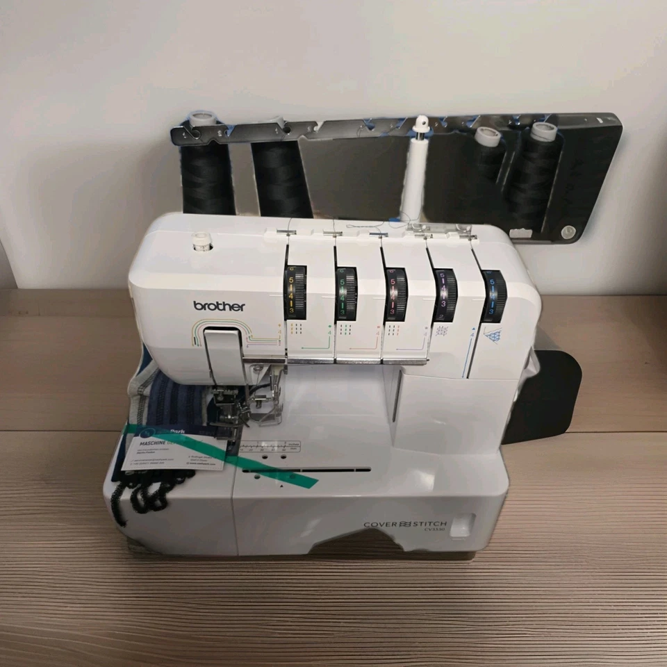 Brother CV3550 Coverstitch Top-Stitch Maschine, kaum benutzt, für Anfänger, OVP - Bild 1 von 4