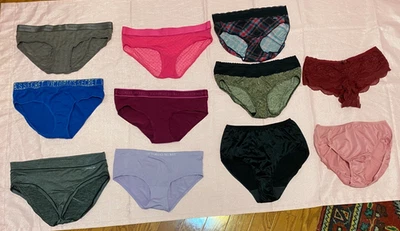 Victoria's Secret - Lote De Colección con Ediciones - 11 BRAGAS Nylon Encaje Corte Alto Talla L Foto 1 de 4