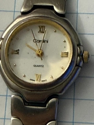 Reloj Mvmt japonés de cuarzo Cardini para mujer Foto 1 de 4