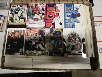 Lote de 3.720+ tarjetas de fútbol americano 1996-2015 estrellas novatos insertos numerados patio NFL #2 Foto 1 de 4