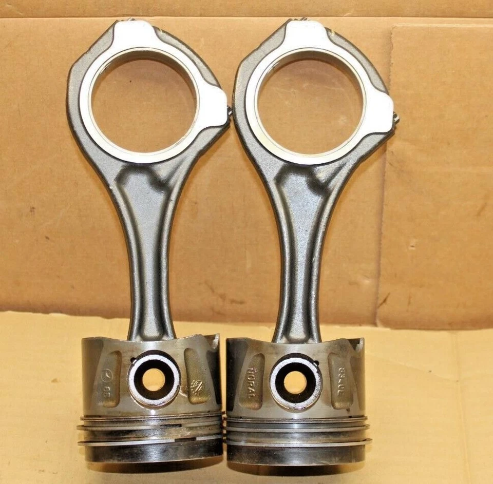 2007-2021 Sprinter 2500 3500 3.0L Left and Right Piston 642 (528) - Image 1 of 4