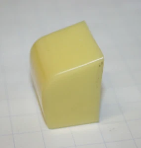 Drucktaste / Pushbutton für viele Saba Röhrenradio der 50er Jahre      (DTX-05) - Picture 1 of 5