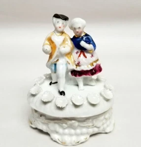 Antique Victorian German Porcelain Fairing Trinket Box - Colonial Couple Stroll - Picture 1 of 8