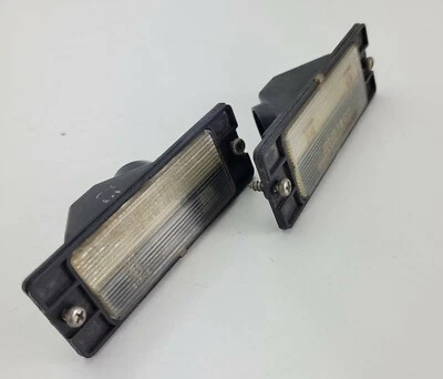 Luces de matrícula deportivas Mitsubishi Montero 2001 Foto 1 de 4