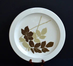 5 Vintage Guzzini Melamine Dinner Plates, Italy. 1970's Leaves Decor. - Picture 1 of 9