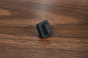 ICOM IC-718 PARTS - POWER BUTTON - NICE! - Picture 1 of 1