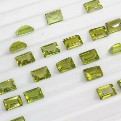 Venta al por mayor Lote de piedras preciosas calibradas sueltas de peridoto corte baguette de 6x4 mm y 7x5 mm Foto 1 de 4