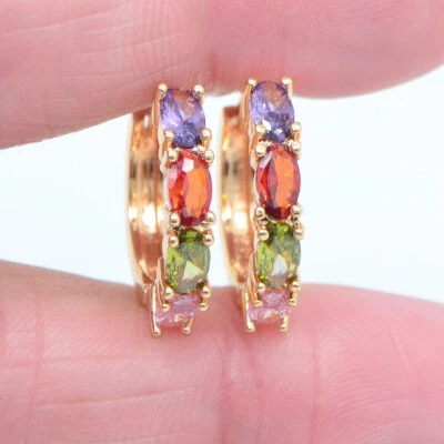 Pendientes Huggie Moda Ovalados Topacio Multicolor Relleno Oro Amarillo 18K Joyería Foto 1 de 4