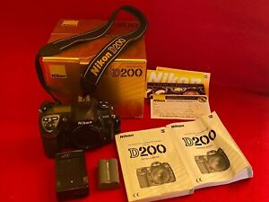 Nikon D200 digitale 10,2-MP-Spiegelreflexkamera/Auslöseranzahl beträgt nur 11 K