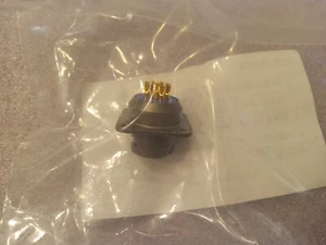 Conector ANFENOL 165-15 pin estándar miniatura 9 0,875 in. 0,813 in. (nuevo) - Imagen 1 de 4