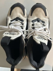 Gr. UK 3,5 Nike Air Max 270 React weiß/grau - Bild 1 von 7