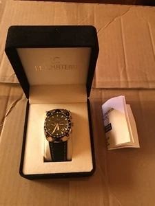 LE CHATEAU MEN WATCH, New - Picture 1 of 2
