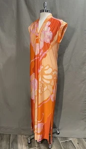 Vintage 1970’s Kiyomi Orange Pink Hawaiian Capsleeve Muumuu Size Small - Picture 1 of 18