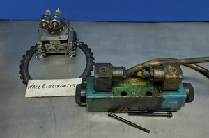 Vickers DG4V-3S-2N-M-U-15-60 Hydraulic Valve T02-11543 =From Running Machine= - Picture 1 of 10