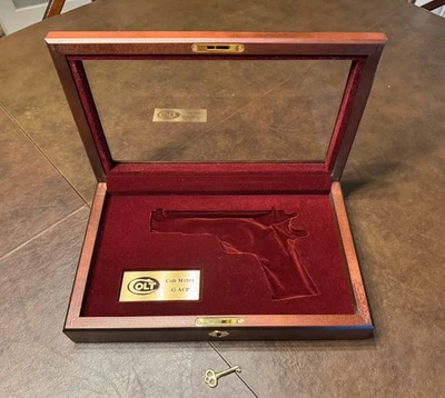 Vitrina Colt 1911 - Nueva - Hecha de fábrica para Colt. Envío gratis 2 días Foto 1 de 4