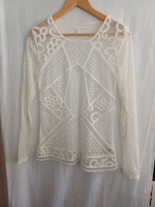 Women's H&M Beige Sheer Crocheted Stretch Classic Longsleeved T-shirt Size M - Picture 1 of 5