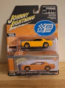 JOHNNY LIGHTNING.. 2014 DODGE CHALLENGER SRT8.. PETTY'S GARAGE.. COLLECTORS TIN - Picture 1 of 4