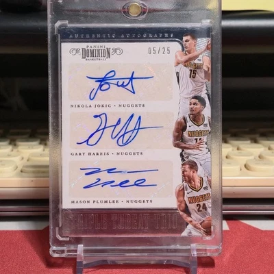 Nikola Jokic / Gary Harris / Mason Plumlee 2017-18 Dominion Triple Auto 25/05 Foto 1 de 2