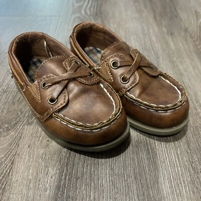 Carters Niños Pequeños Talla 8 Marrón Barco Zapatos Mocasines Vestir Sin Cordones Zapatos de Playa Foto 1 de 4