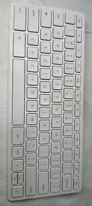 Genuine HP Chrome-base 21.5 Blue tooth 910 White Blue Tooth Keyboard TPA-P003K - Picture 1 of 4
