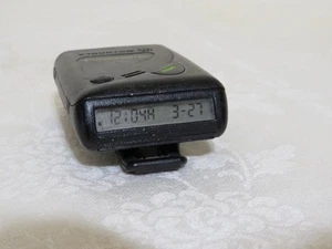 MOTOROLA BRAVO FLEX PAGER BEEPER WORKS GREAT & TESTED BY A CERTIFIED TECH - Afbeelding 1 van 13