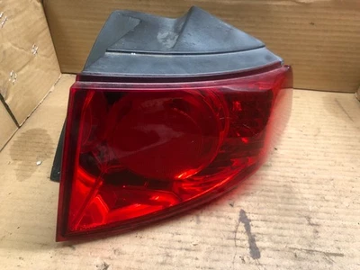 Cuarto de luz trasera izquierda para conductor Acura RDX 2010-2012 2,3 L montado en panel Foto 1 de 4