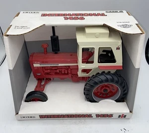 Ertl Case IH International Farmall 1456 1/16 Scale  #2311 1996 - Picture 1 of 6