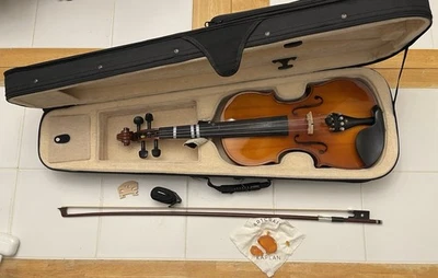 CECILIO 4-Strings Violin CVN-300 (23-inch)w/ Case & Accessories Excellent Cond - Image 1 of 4