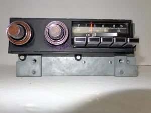 1972 Chrysler 3501 Chrysler Dodge Mopar AM/FM Radio Push Button Philips Mark 2 - Bild 1 von 7