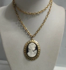 Vintage Black & White & Gold Tone Cameo Pendant Necklace  24" - Picture 1 of 6
