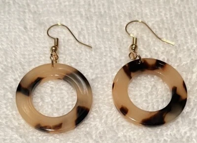 Light Tortoise Shell Donut Earrings W/Goldplated earwires NEW Handmade - Image 1 of 2