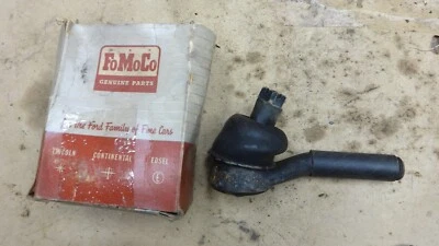 Nuevo de Lote Antiguo Ford Fairlane 1963 Izquierdo Exterior Tie Rod End Original Mercury Meteor con PS Foto 1 de 4