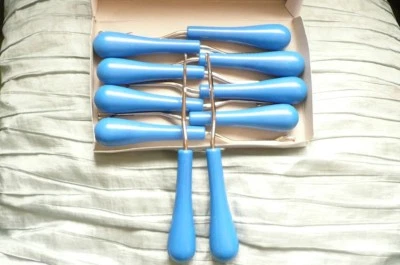 ***10 x LATCH HOOK Tools Boxed*** Blue Handle- Make RUGS &