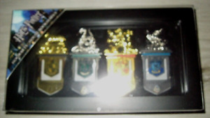 Harry Potter Hogwarts House Crests Bookmark Set - Boxed Collectable Noble NEW