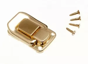 100 X Cassa Catch Latch EB Ottone Placcato + Viti 48Mm X 33Mm | Onestopdiy Nuovo - Foto 1 di 1