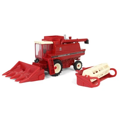 1/64 International 1460 Combine w/ Rear Wheel Assist, Corn & Grain Head 44460 - Image 1 of 4